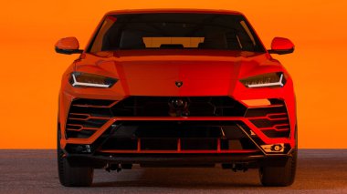 Lamborghini Urus, dünyanın en hızlı giden SUV 'u.