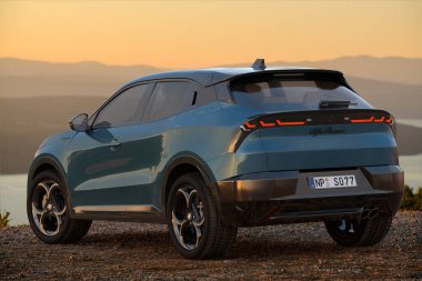 Alfa Romeo Küçük Melezi