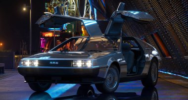 DeLorean DMC-12 - DeLorean Motor Company tarafından seri üretilen iki koltuklu bir spor araba. 