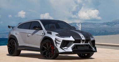  Lüks arazi aracı Lamborghini Urus MANSORY 