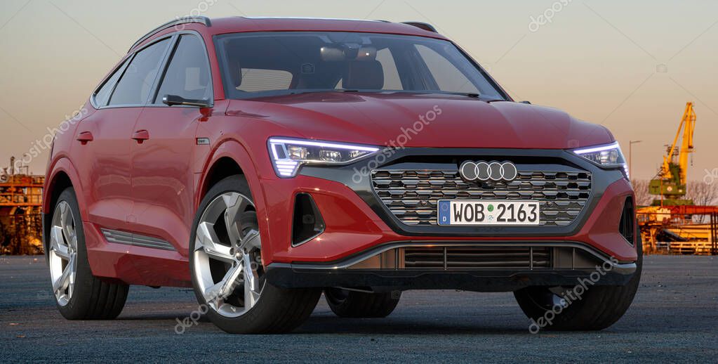 New Audi Q8 e-tron Sportback