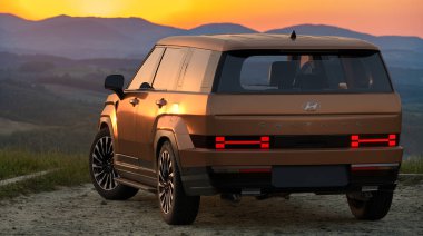 Hyundai Santa Fe: Maceracı Kompakt SUV.