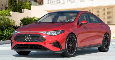 EQ teknolojisi olan yeni elektrikli Mercedes CLA.