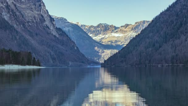 Zeitraffer Blick Auf Einen See Den Bergen Klntalersee Kanton Glarus — Stockvideo