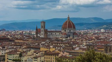 Zaman Hızı, Floransa şehir manzarası ve Santa Maria del Fiore Katedrali Duomo 'nun panoramik manzarası. Floransa Katedrali, Toskana, İtalya