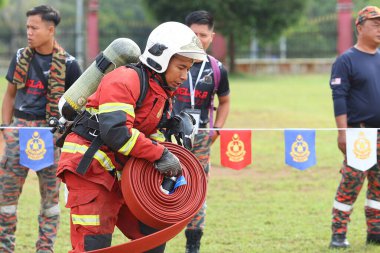 Terengganu 14 Eylül 2023. Terengganu 'da itfaiyeciler için Yetenek Yarışması düzenlendi. Terengganu 14 Eylül 2023. Terengganu 'da itfaiyeciler için yetenek yarışması düzenlendi..
