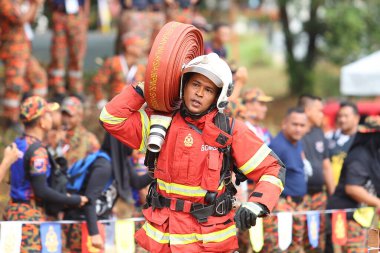 Terengganu 14 Eylül 2023. Terengganu 'da itfaiyeciler için Yetenek Yarışması düzenlendi. Terengganu 14 Eylül 2023. Terengganu 'da itfaiyeciler için yetenek yarışması düzenlendi..