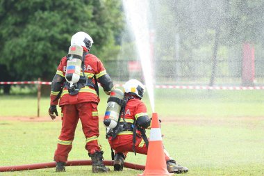 Terengganu 14 Eylül 2023. Terengganu 'da itfaiyeciler için Yetenek Yarışması düzenlendi. Terengganu 14 Eylül 2023. Terengganu 'da itfaiyeciler için yetenek yarışması düzenlendi..