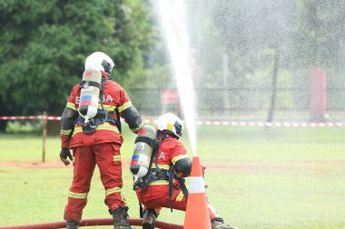 Terengganu 14 Eylül 2023. Terengganu 'da itfaiyeciler için Yetenek Yarışması düzenlendi. Terengganu 14 Eylül 2023. Terengganu 'da itfaiyeciler için yetenek yarışması düzenlendi..