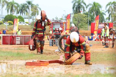 Terengganu 14 Eylül 2023. Terengganu 'da itfaiyeciler için Yetenek Yarışması düzenlendi. Terengganu 14 Eylül 2023. Terengganu 'da itfaiyeciler için yetenek yarışması düzenlendi.. 