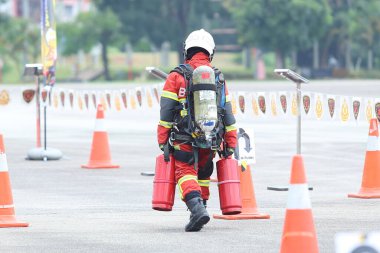 Terengganu 14 Eylül 2023. Terengganu 'da itfaiyeciler için Yetenek Yarışması düzenlendi. Terengganu 14 Eylül 2023. Terengganu 'da itfaiyeciler için yetenek yarışması düzenlendi.. 