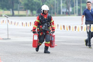 Terengganu 14 Eylül 2023. Terengganu 'da itfaiyeciler için Yetenek Yarışması düzenlendi. Terengganu 14 Eylül 2023. Terengganu 'da itfaiyeciler için yetenek yarışması düzenlendi.. 