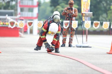 Terengganu 14 Eylül 2023. Terengganu 'da itfaiyeciler için Yetenek Yarışması düzenlendi. Terengganu 14 Eylül 2023. Terengganu 'da itfaiyeciler için yetenek yarışması düzenlendi.. 