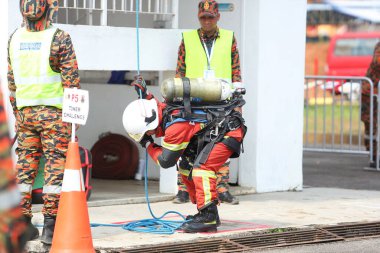 Terengganu 14 Eylül 2023. Terengganu 'da itfaiyeciler için Yetenek Yarışması düzenlendi. Terengganu 14 Eylül 2023. Terengganu 'da itfaiyeciler için yetenek yarışması düzenlendi..  