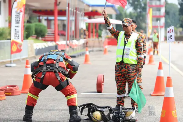 Terengganu Setembro 2023 Competição Competências Para Bombeiros Foi Realizada Terengganu Fotos De Bancos De Imagens