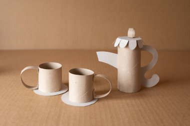 Kağıt çay çifti, çocuk sanat projesi, karton kaplama, DIY