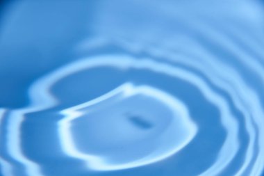 Çeşitli tonlar ve dalgalar, duvar kağıtları ile tanımlanmamış şekillerin soyut bir arkaplanı. Eşmerkezli daireler, delilik, tanımlanmamış şekiller, dalgalar, mavi, morumsu, morumsu, mavi, morumsu, yeşil