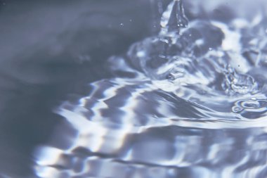 075.Çeşitli tonlar ve dalgalarla tanımlanamayan şekillerin soyut bir arkaplanı, Duvar kağıdı. Eşmerkezli daireler, delilik, tanımlanmamış şekiller, dalgalar, mavi, yeşil, morumsu, mavi, morumsu, mavi, morumsu.