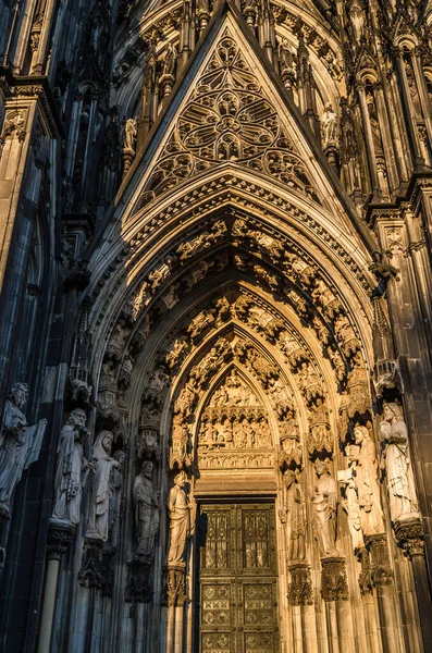 Detalle Arquitectónico Famosa Catedral Gótica Colonia Renania Del Norte Westfalia — Foto de Stock