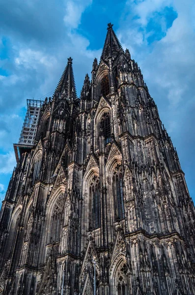 德国北莱茵 威斯特法伦科隆著名的哥特式大教堂的维尤 — 图库照片