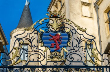 LUXEMBOURG ŞEHRİ, LUXEMBOURG - 27 AĞUSTOS 2013: Lüksemburg 'daki Grandük Sarayı' nın Ayrıntıları, Lüksemburg Büyük Dükalığı