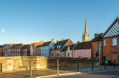 Riverside view in the old town of Norwick, Norfolk, England, UK