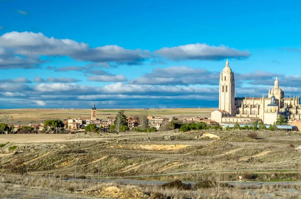 stock image View of Segovia cathedral from the outskirts of the city, Castile and Leon, Spain