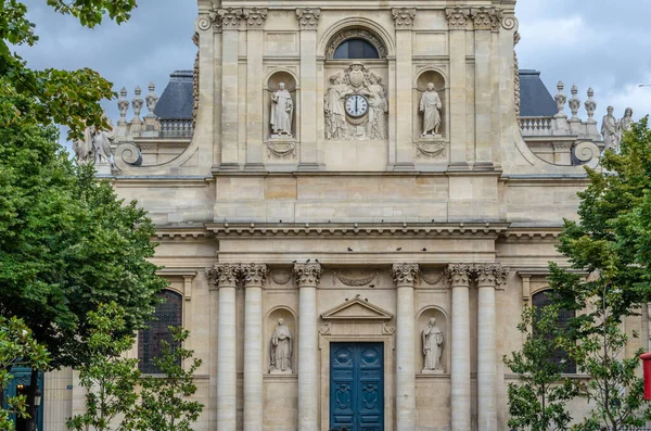Πρόσοψη Εκκλησίας Στο Παρίσι Γαλλία — Φωτογραφία Αρχείου