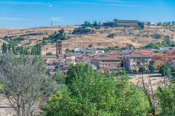 Segovia, Kastilya ve Leon şehrinin havadan görünüşü, İspanya