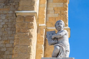 Mimari detay, Leon, Kastilya ve Leon 'un Gotik katedralini süsleyen taş heykel, İspanya