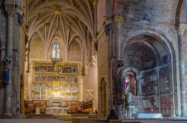 stock image LEON, SPAIN - MARCH 8, 2014: Interior of the ancient Romanesque Basilica of San Isidro in Leon, Castile and Leon, Spain