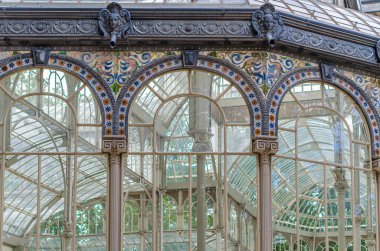 MADRID, SPAIN - 8 Haziran 2021: Palacio de Cristal (