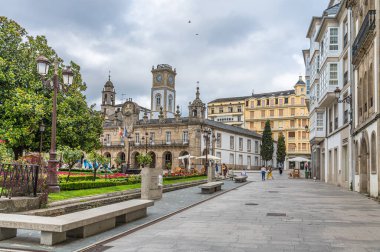 LUGO, İspanya - 24 Ağustos 2022 İspanya 'nın kuzeybatısındaki Lugo, Galiçya' da şehir manzarası