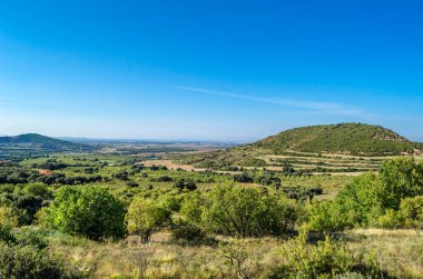 İspanya 'nın kuzeydoğusundaki Aragon' un Huesca eyaletinde, merkez Pireneler 'in eteklerindeki Sierra de Guara doğal parkı.