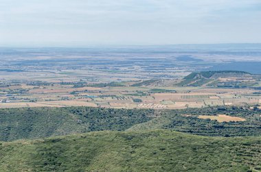 İspanya 'nın kuzeydoğusundaki Aragon' un Huesca eyaletinde, merkez Pireneler 'in eteklerindeki Sierra de Guara doğal parkı.