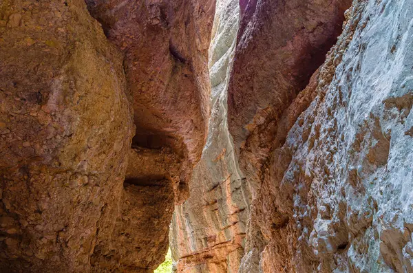 stock image View of the Gorgas de San Julian cave in the Sierra de Guara, Huesca province, Aragon, Spain