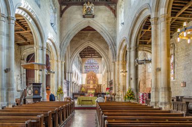 king S LYNN, İngiltere - 10 Ekim 2014: King 's Lynn Minster' ın İçişleri, King 's Lynn, Norfolk, İngiltere' deki kilise. Bina 12. yüzyıldan 15. yüzyıla kadar uzanır ve 18. yüzyılda büyük bir nav yenilenir.