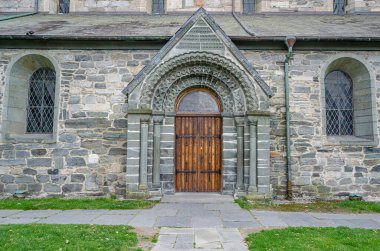 Stavanger Katedrali, Norveç 'in en eski katedrali, 1150 yılında tamamlandı, Romanca ve Gotik tarzda inşa edildi.