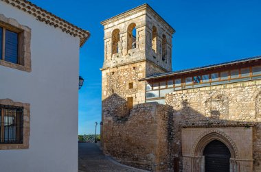 Santo Domingo de Silos 'un Romanesk Kilisesi, İspanya' nın Castilla la la Mancha ilinin Alarcon ilçesine bağlı bir köydür.