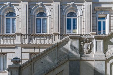 MADRID, İspanya - 6 Kasım 2022: İspanya Anayasa Mahkemesi Karargahı, eski Salesas Reales Manastırı, Madrid, İspanya