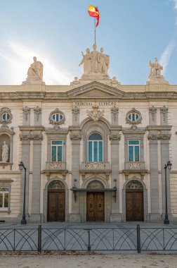 MADRID, İspanya - 6 Kasım 2022: İspanya Anayasa Mahkemesi Karargahı, eski Salesas Reales Manastırı, Madrid, İspanya