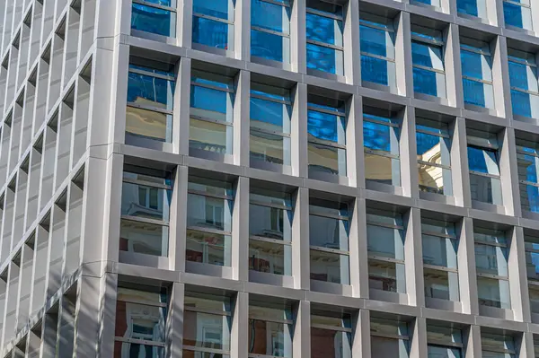 Madrid, İspanya 'da şehir manzarası, mimari detay