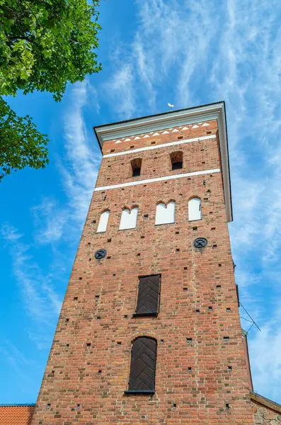 İsveç 'in Uppsala kentindeki ortaçağ Helga Trefaldighet Kilisesi manzarası