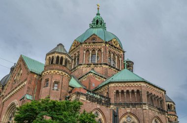 St. Luke Kilisesi (Almanca: St. Lukas veya Lukaskirche) 1893-1896 yılları arasında Almanya 'nın Münih kentindeki en büyük Protestan kilisesidir.
