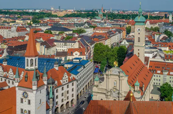 MUNCHEN, GERMANY - 4 HAZİRAN 2015: Münih, Bavyera, Almanya