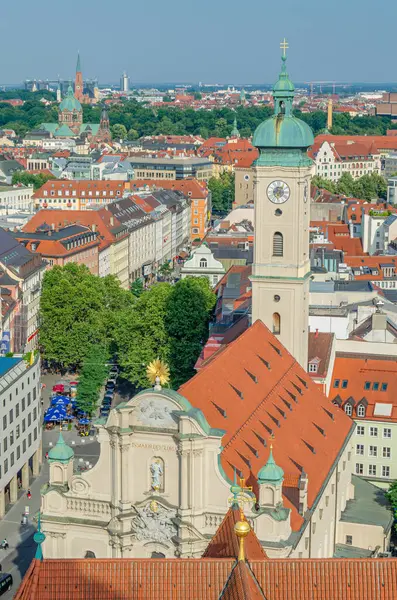 MUNCHEN, GERMANY - 4 HAZİRAN 2015: Münih, Bavyera, Almanya