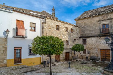 Ubeda 'da mimarlık, Endülüs, Güney İspanya. Kasaba, Ubeda ve Baeza 'nın Rönesans Anıtı Kompleksi' nin bir parçası olan Dünya Mirası Alanıdır.
