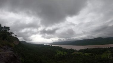 Mekong Nehri, Pha Taem Ulusal Parkı, Ubon Ratchathani Eyaleti, Tayland, 28 Ağustos 2025.