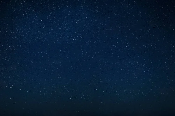 夜晚迷人的蓝天和星星在一起 空间背景 — 图库照片