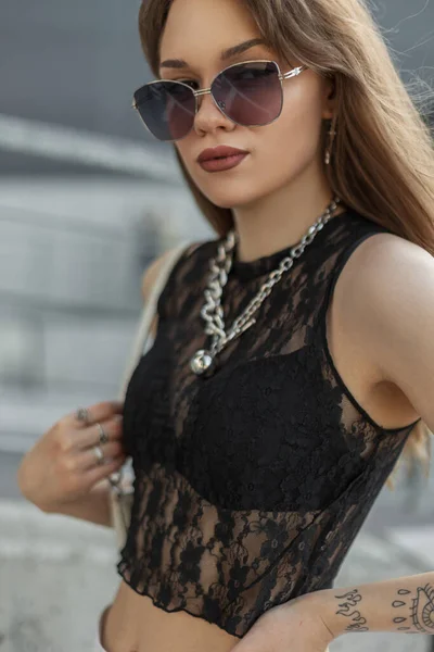 Street Beautiful Fashion Hipster Woman Vintage Sunglasses Trendy Stylish Black — Stock Photo, Image
